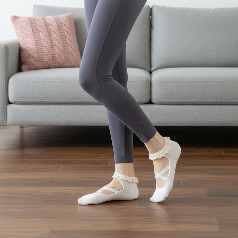 1足組のかわいいレースワークピラティスソックス、プリンセス風 - Pilates & Yoga Vida のレビューと価格